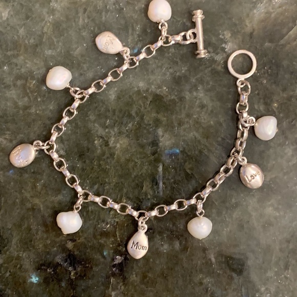 GORGEOUS sterling/freshwater pearl “Mom” bracelet - Picture 5 of 5
